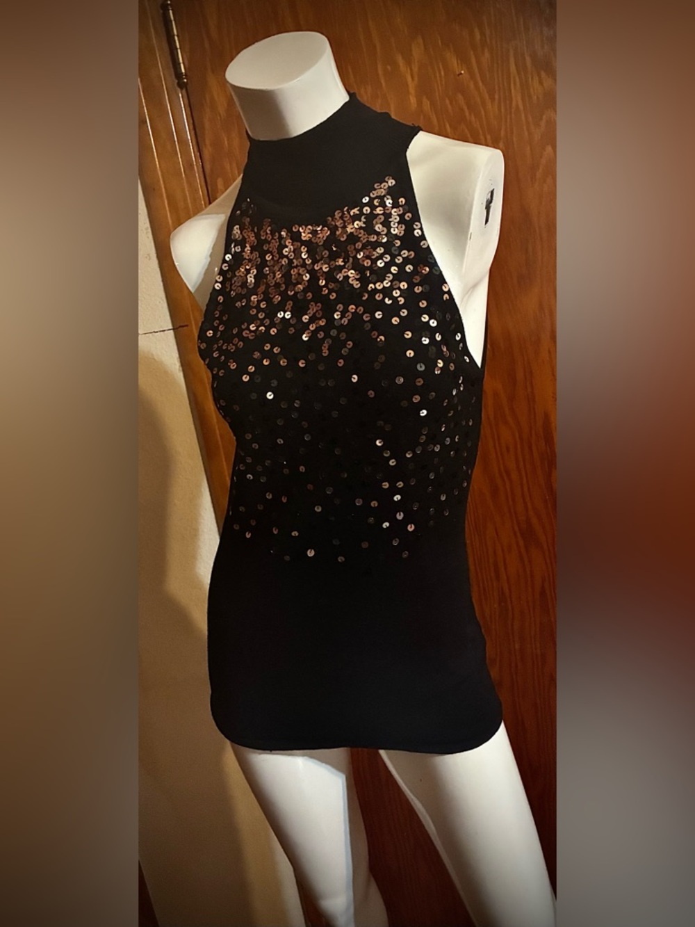 White House Black Market Black w/ Gold Sequins Sleeveless Sweater Tunic Top